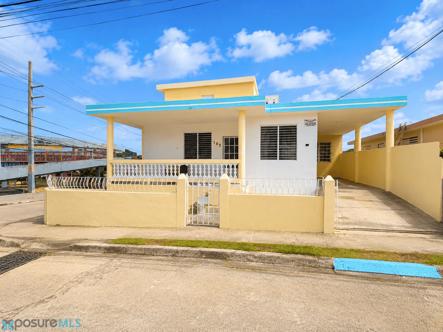 152 Calle Zafiro